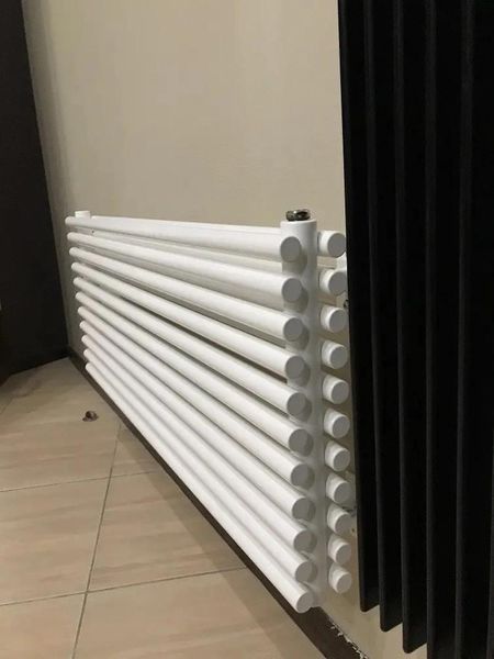 Дизайнерський горизонтальний радіатор опалення BETATHERM Praktikum 2 H-425 мм, L-1200 мм з бічним підключенням PH 2120/11 9016М 34 фото